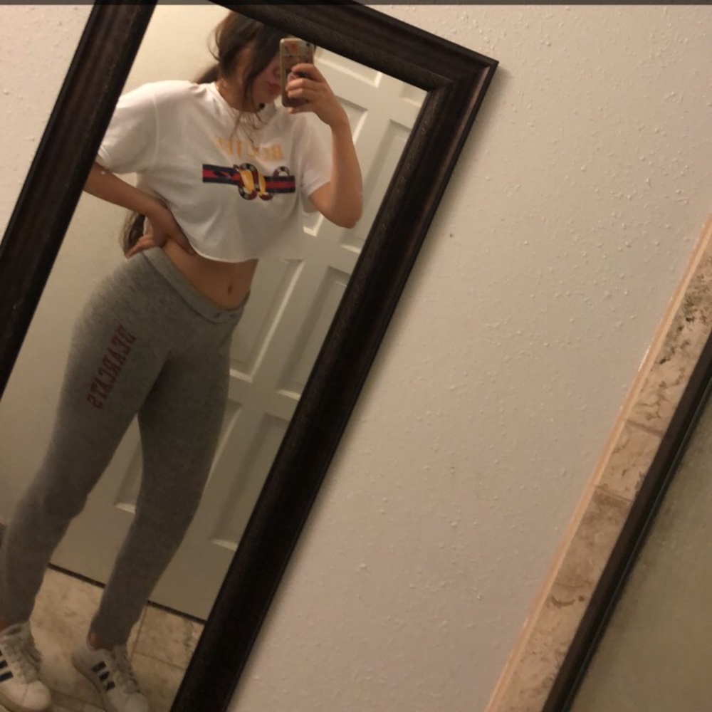 Hi